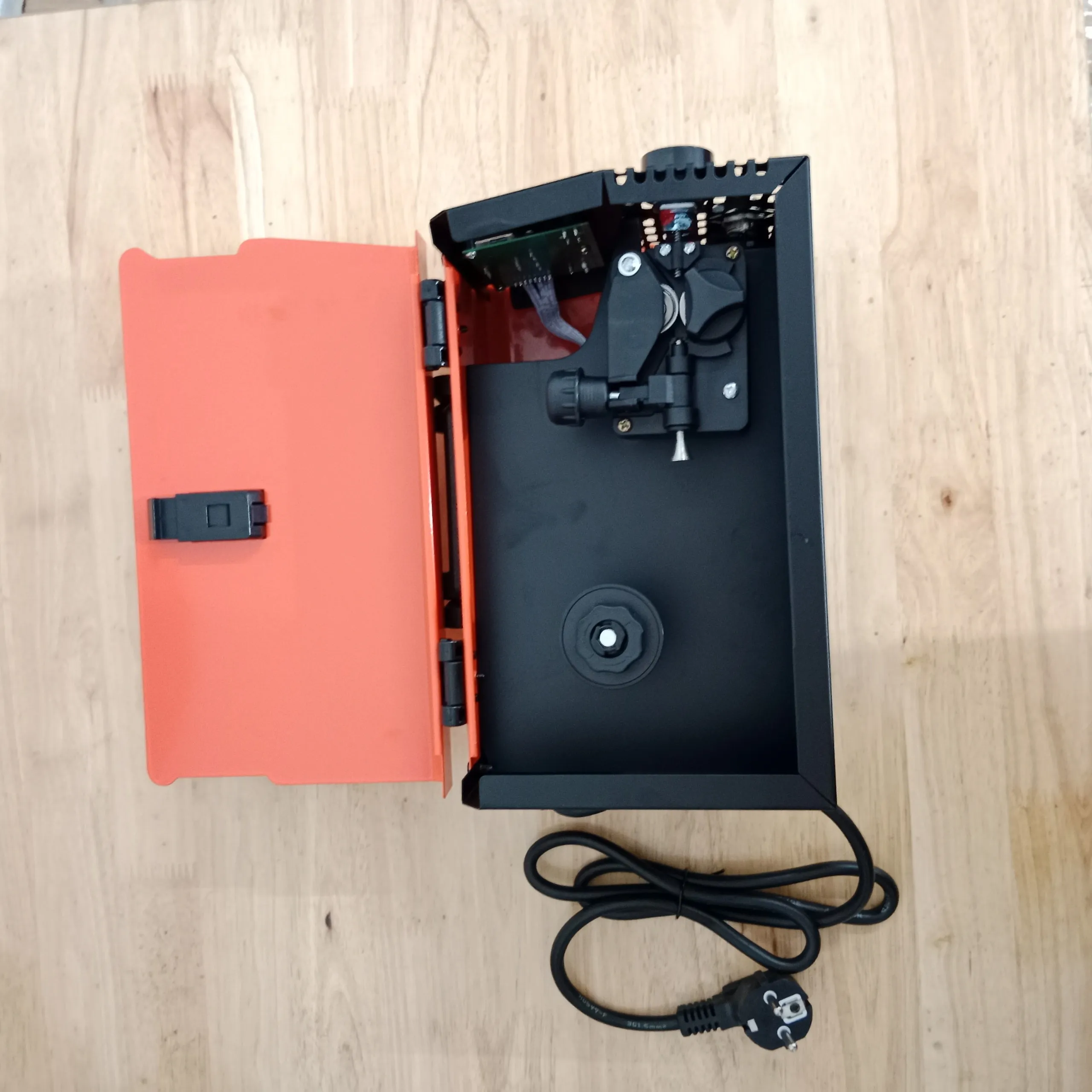 máy hàn mig 200b, máy hàn điện tử, máy hàn arc, phipol, codiendandung 02 máy hàn mig 200b, máy hàn điện tử, máy hàn arc, phipol, codiendandung 02